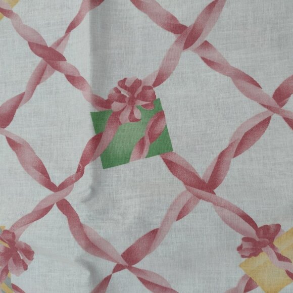 John Matouk 70” Round Cotton Tablecloth NWT Made in USA Novelty - Picture 2 of 6